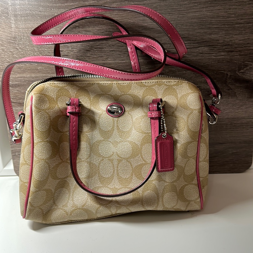 Coach purse medium size cross body pink and light brown